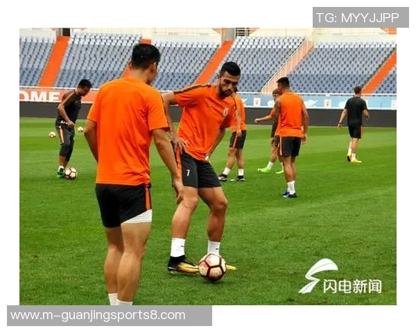 2017年鲁能与亚泰激战现场回顾精彩瞬间与球迷热情互动